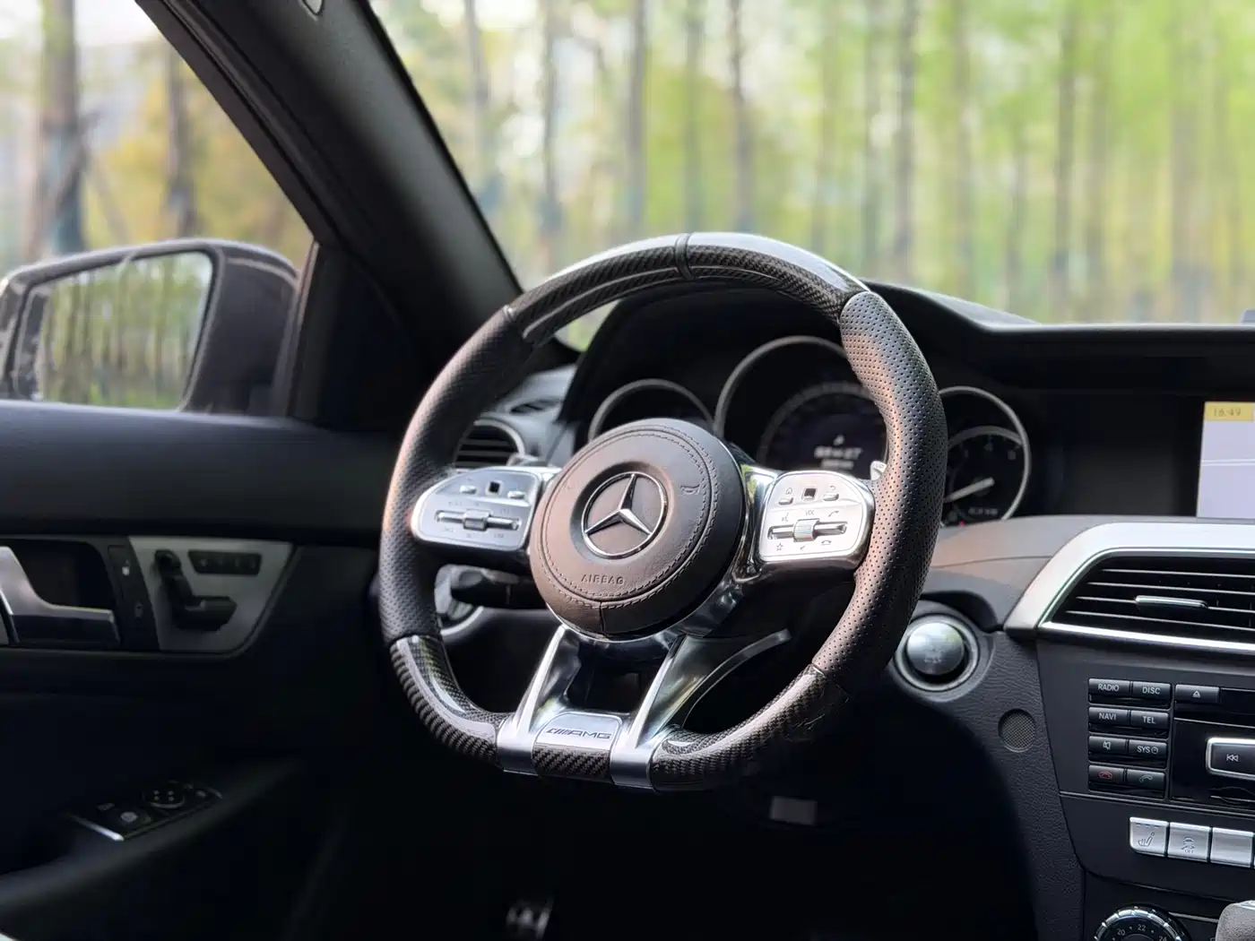 Mercedes-Benz C-Class AMG 2012 AMG C 63 Coupe Dynamic фото 16