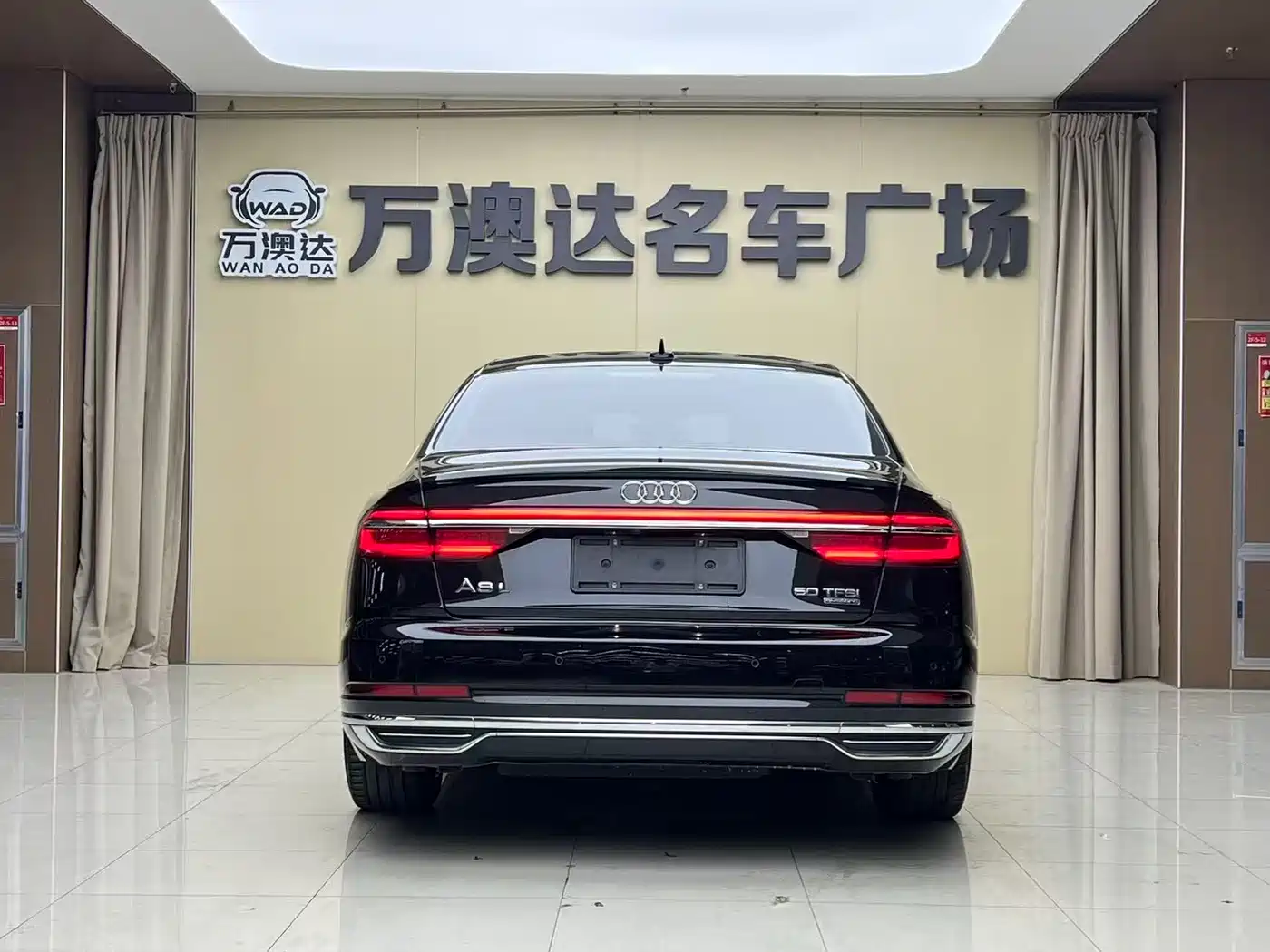 Audi A8 2019 Facelift Plus A8L 50 TFSI quattro Comfort фото 10