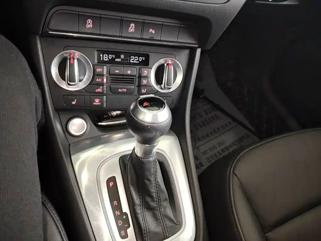 Фото 14 - Audi Q3