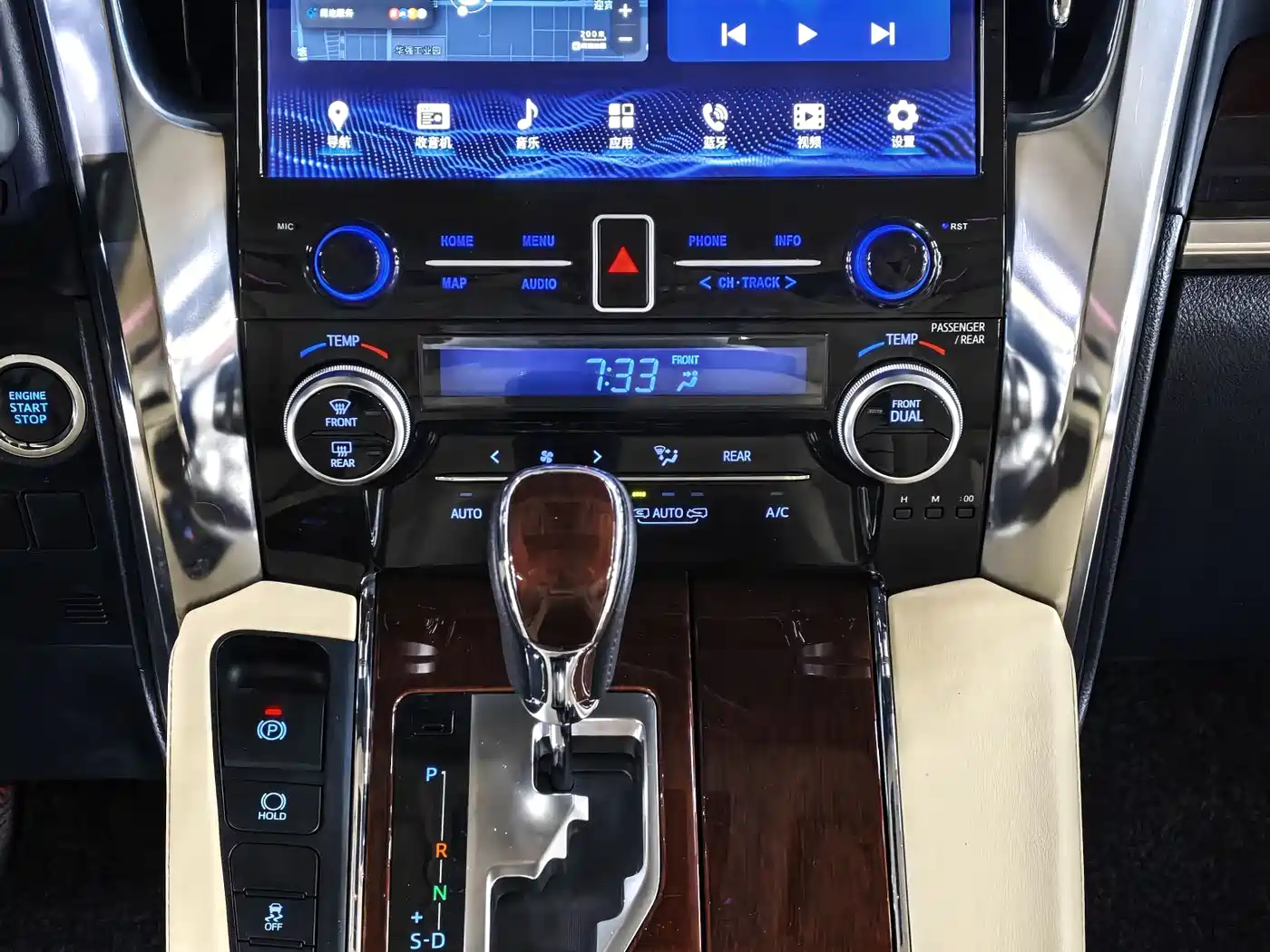 Toyota Alphard 2015 3.5L Luxury Edition фото 13