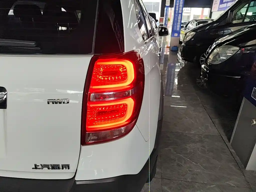 Chevrolet Captiva 2018 2015 2.4L AWD Flagship 7-Seater