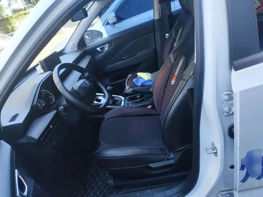 Wuling Motors Wuling Xingchi 2024 2022 1.5L Manual Freedom Edition