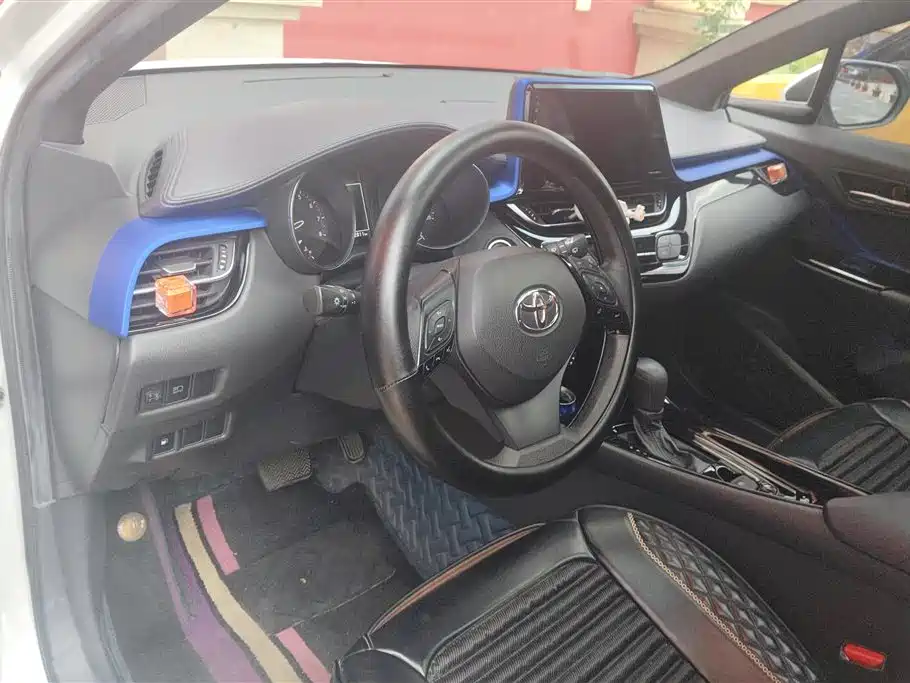 Toyota IZOA 2020 2.0L Yi Xiang Edition фото 12