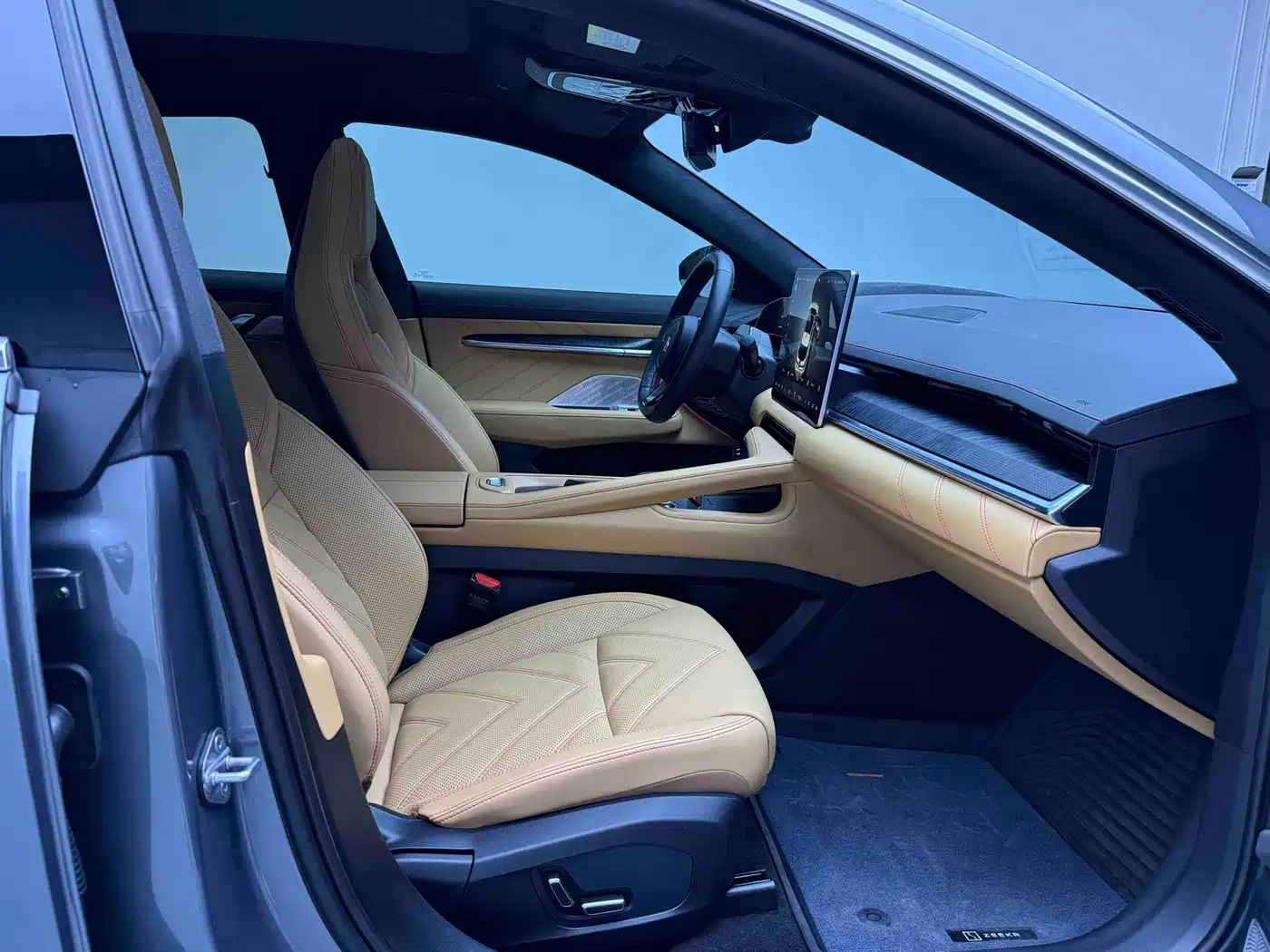 ZEEKR EXTREME KRYPTON 001