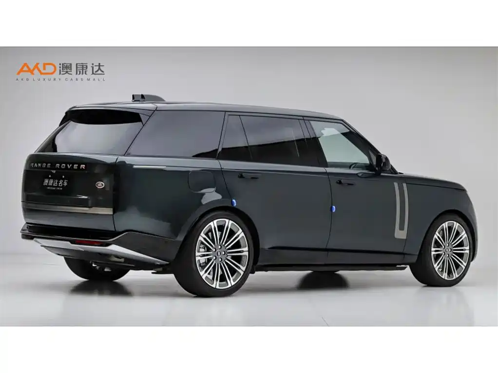 Land Rover Range Rover 2023 3.0 L6 400PS Golden Age 7-Seater Long Wheelbase фото 3