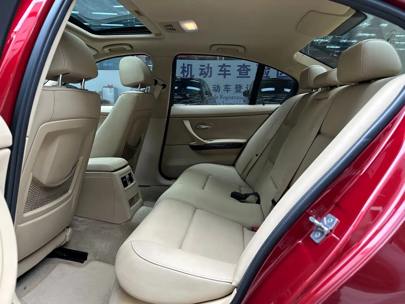 BMW 3 Series (Import) 2012 318i Leading фото 12
