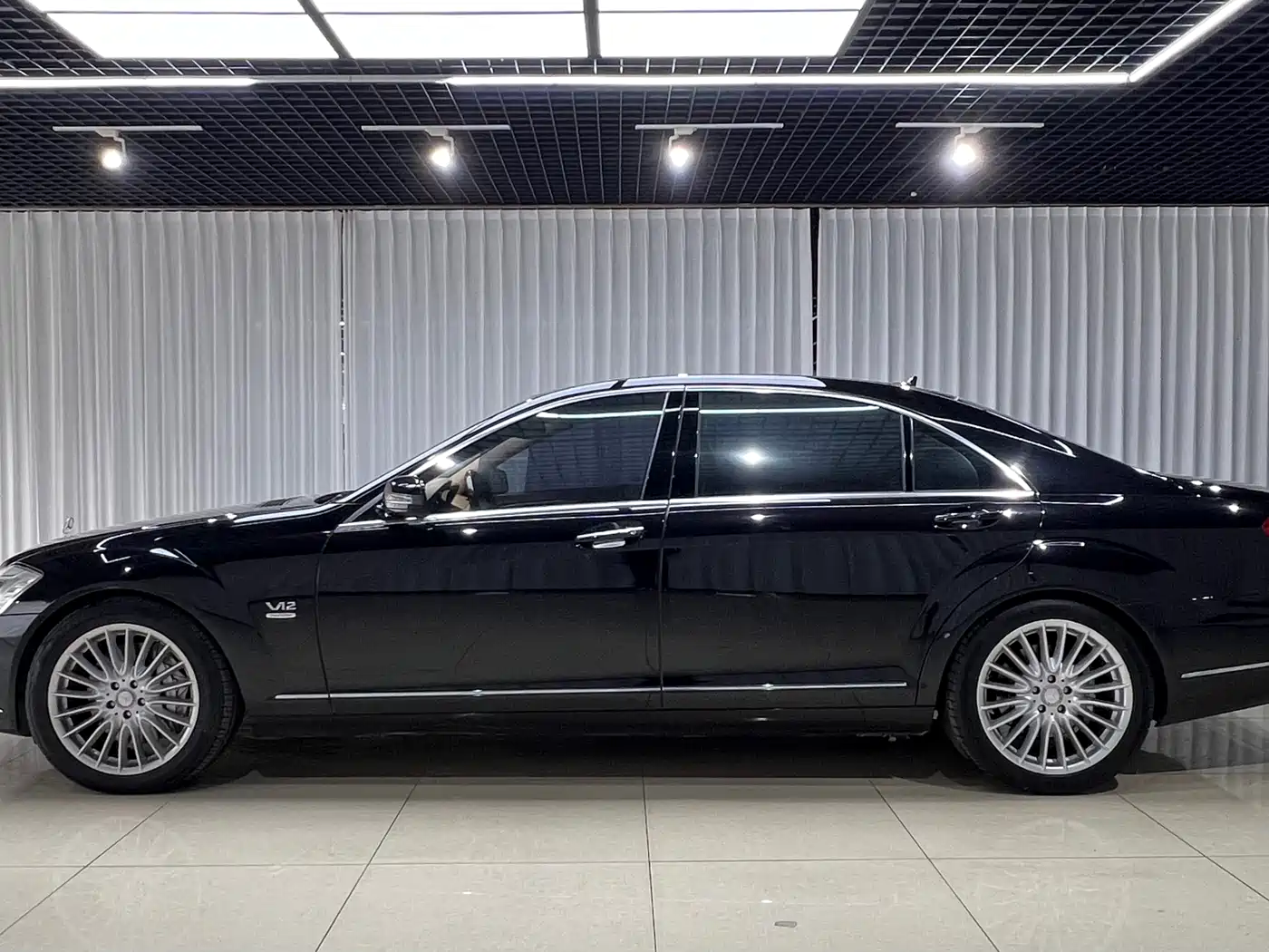 Mercedes-Benz S-Class 2012 S 600 L Grand Edition фото 3