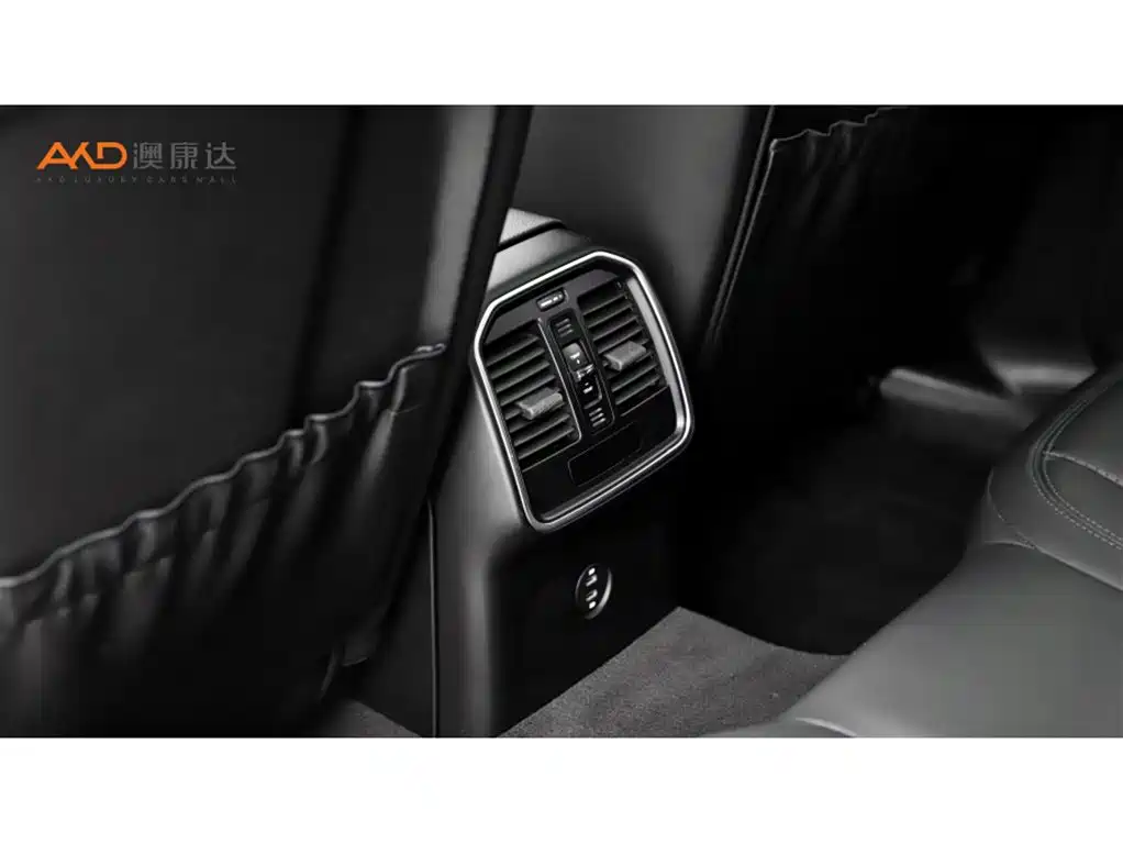 Porsche Macan 2022 Macan 2.0T фото 9