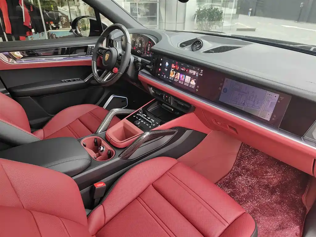 Porsche Cayenne 2025 Cayenne 3.0T Dream Chaser Edition фото 16