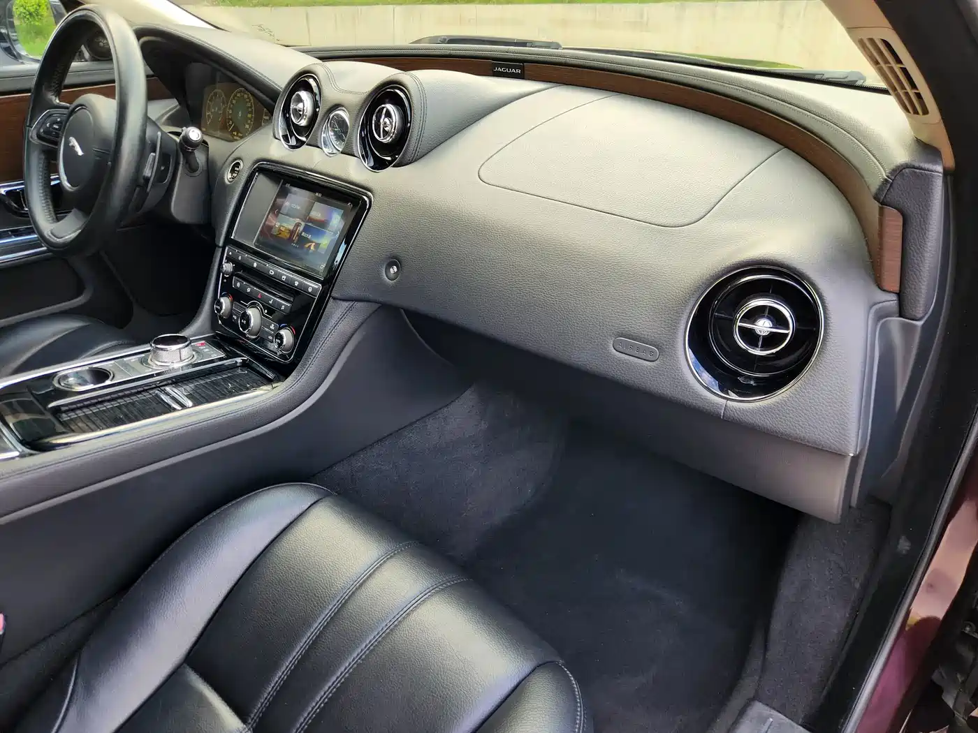 Jaguar XJ 2017 2016 XJL 2.0T 2WD Elegance Business Edition