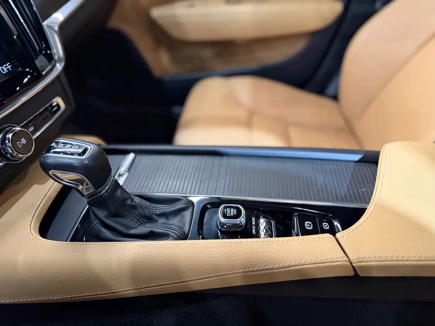 Volvo V90 2019 2019 Cross Country T5 AWD Wisdom Edition (China V)