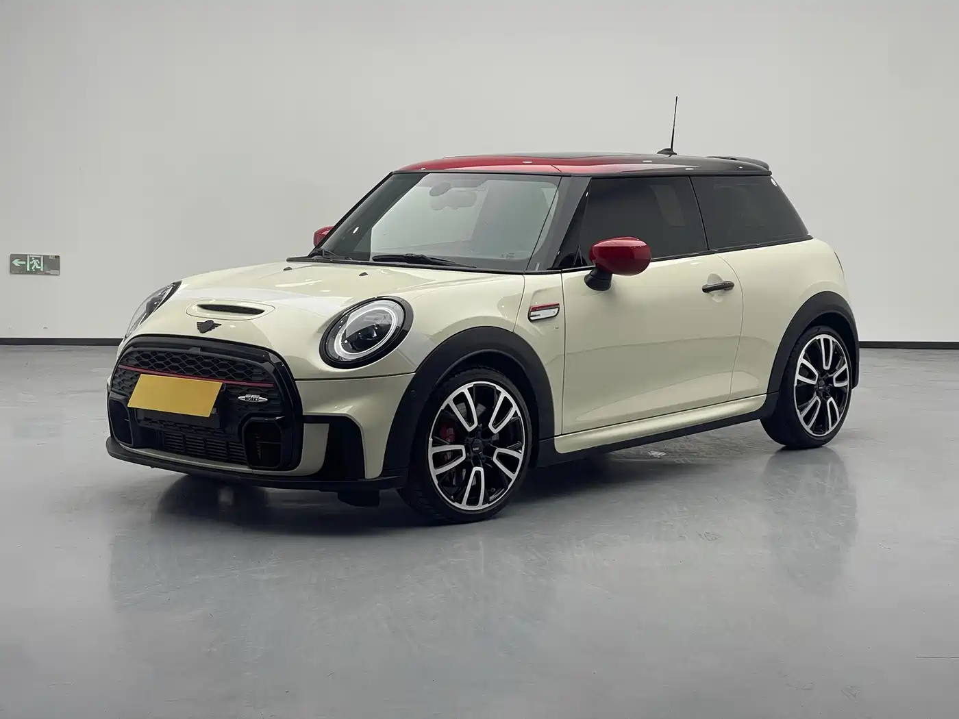 MINI JCW 2023 2.0T JOHN COOPER WORKS Pat Moss Tribute Edition