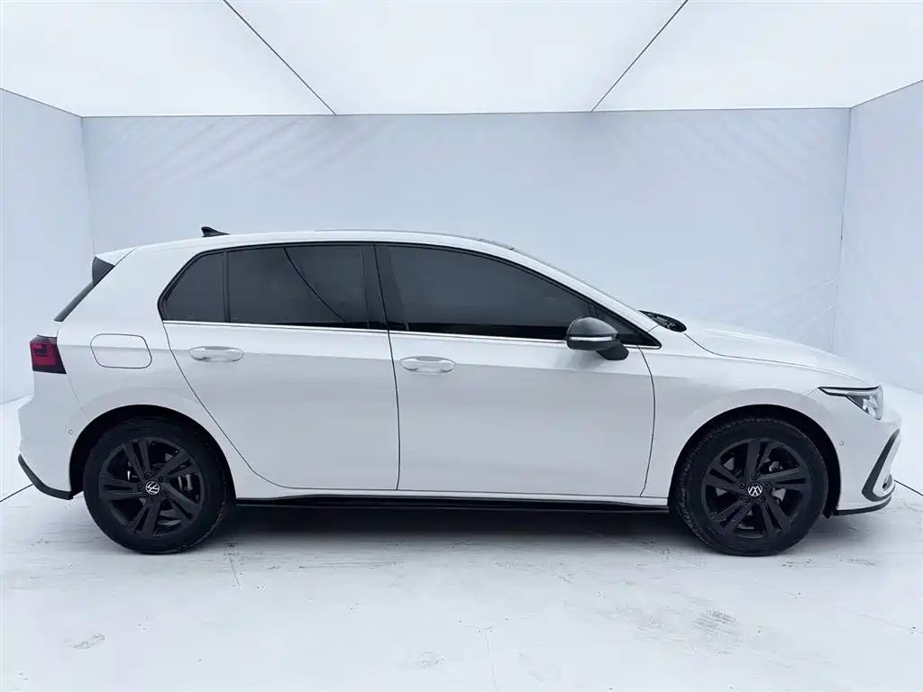 Volkswagen Golf 2021 280TSI DSG R-Line фото 9