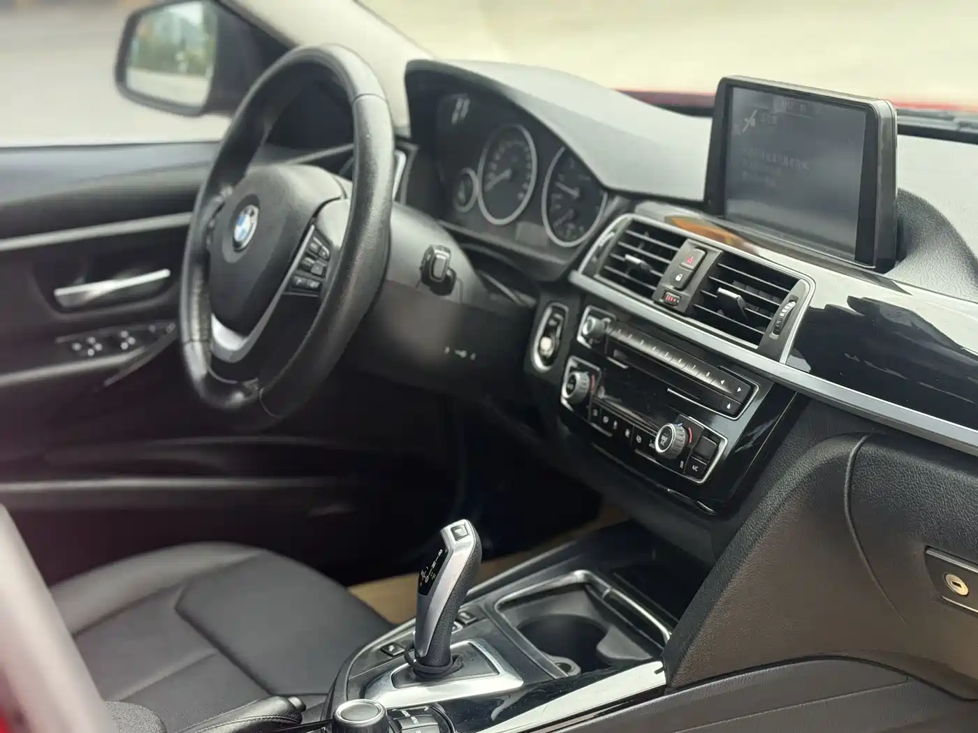 BMW 3 Series 2017 320Li Fashion фото 15