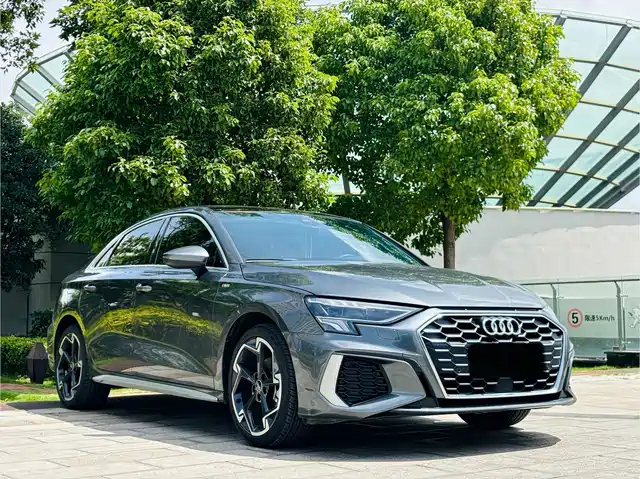 Audi A3 2023 A3L Limousine 35 TFSI Fashion Sport — фото 3