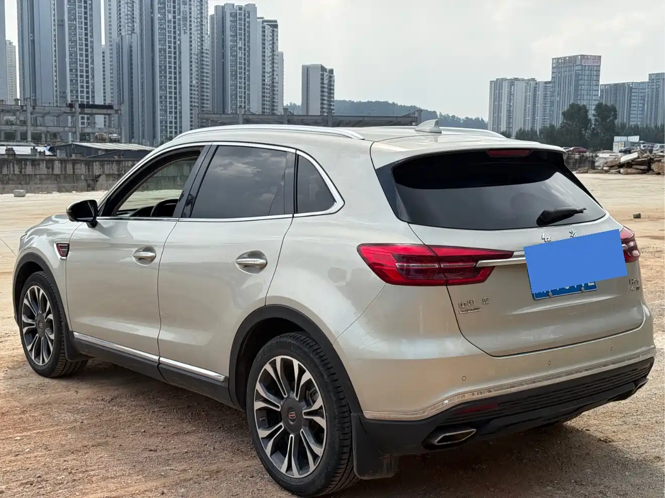 Фото 9 - Hongqi HS5