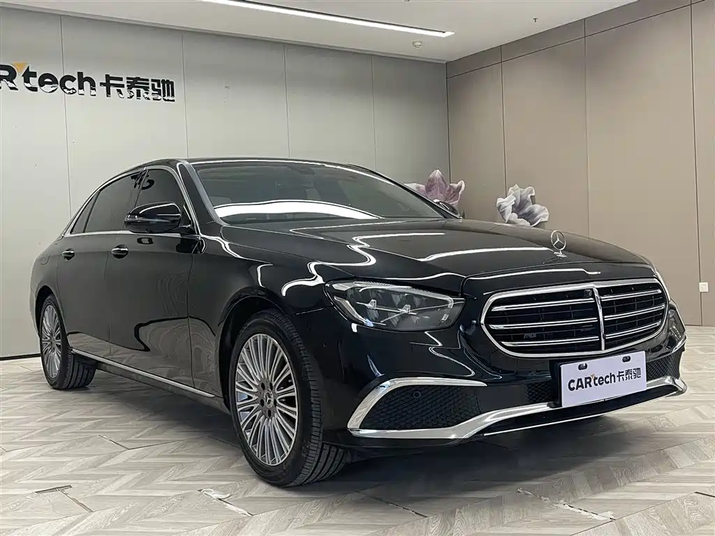  E CLASS