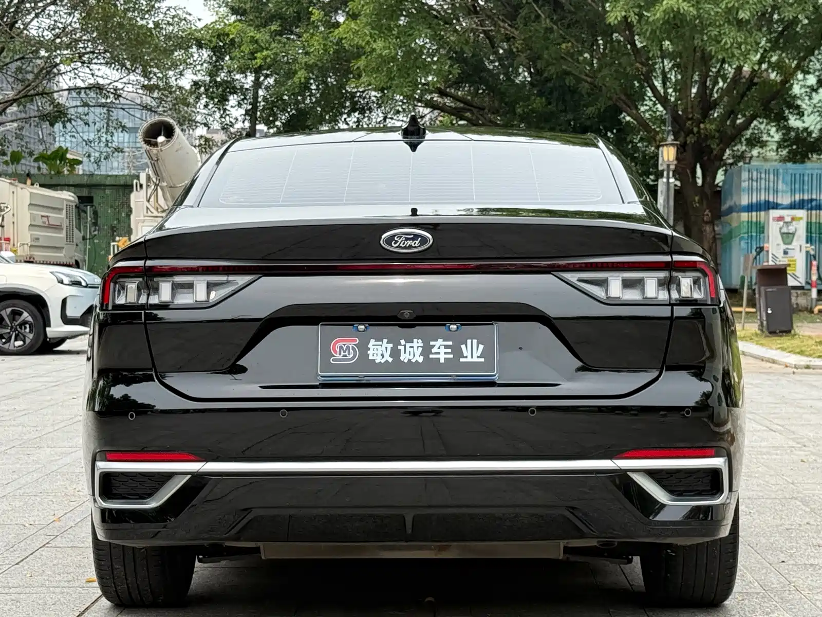Фото 5 - Ford Mondeo
