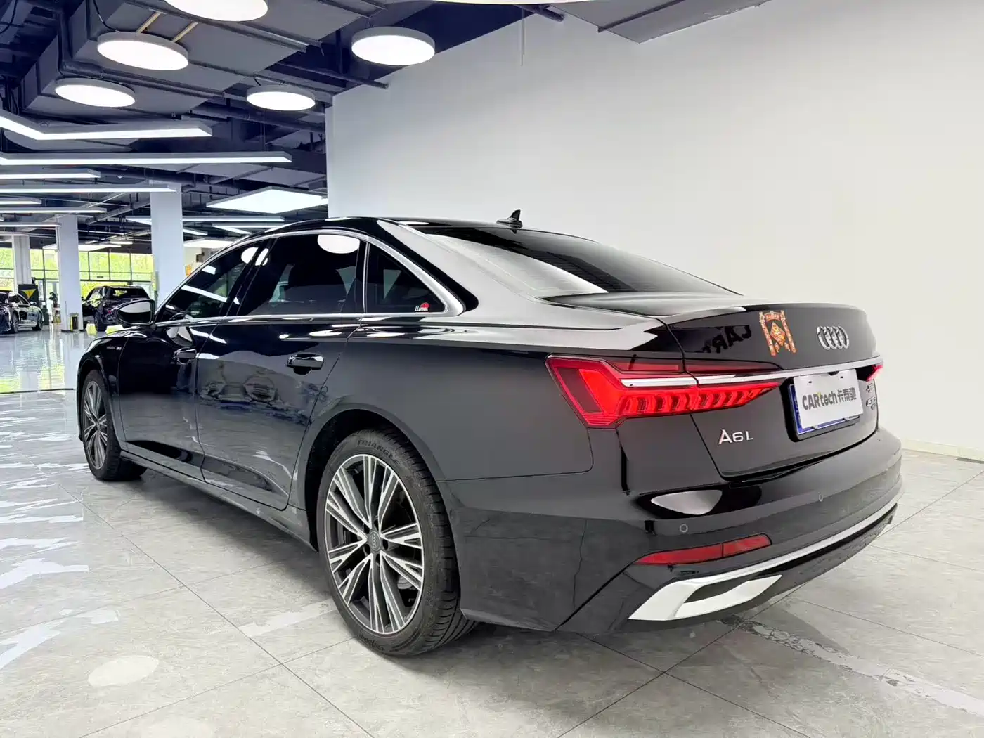 Audi A6L 2021 45 TFSI quattro Exclusive Sport фото 4