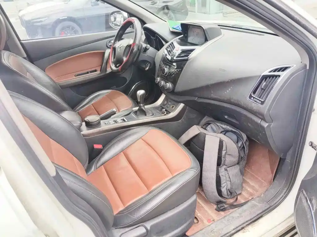 Haima S5 2014 2014 1.6L Manual Smart Joy