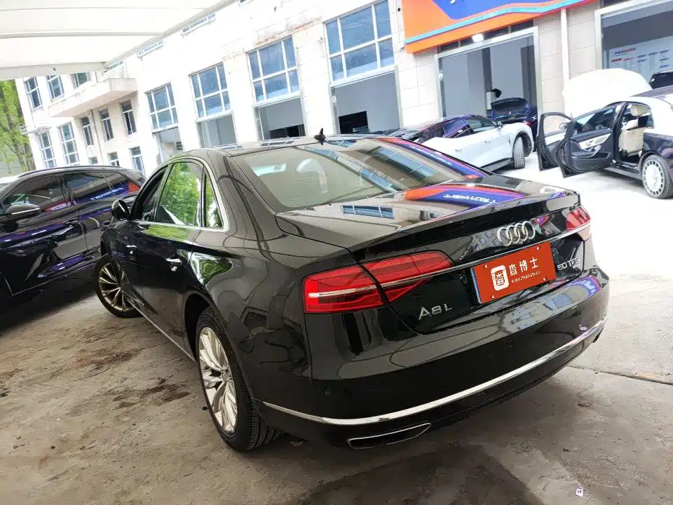 Audi A8 2014 A8L 50 TFSI quattro Luxury фото 9