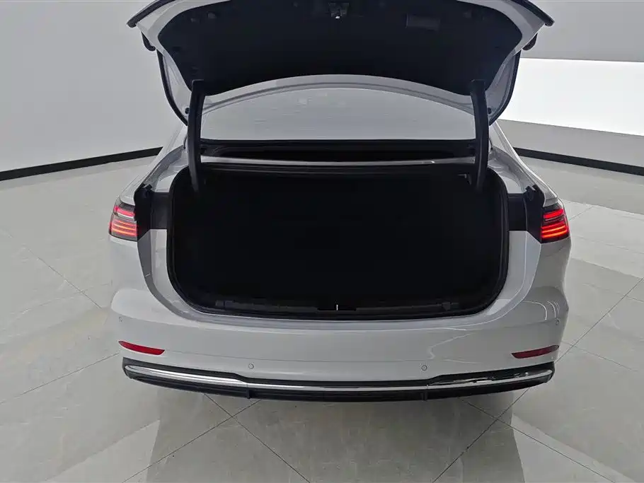 Geely Galaxy Galaxy A7 2025 EM-i фото 4