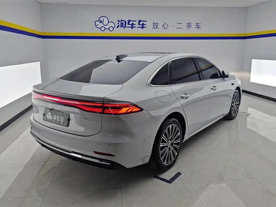 Geely Galaxy Galaxy A7 2025 EM-i фото 3