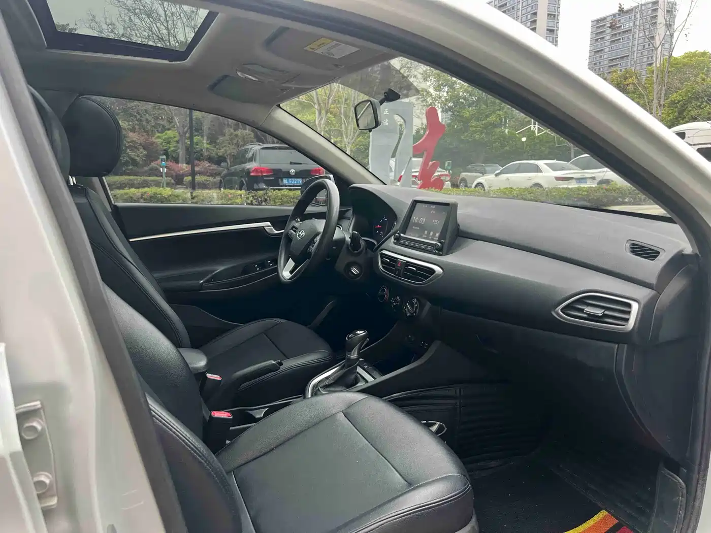 Hyundai Elantra 2017 1.6L Automatic Joy Value GLS фото 11