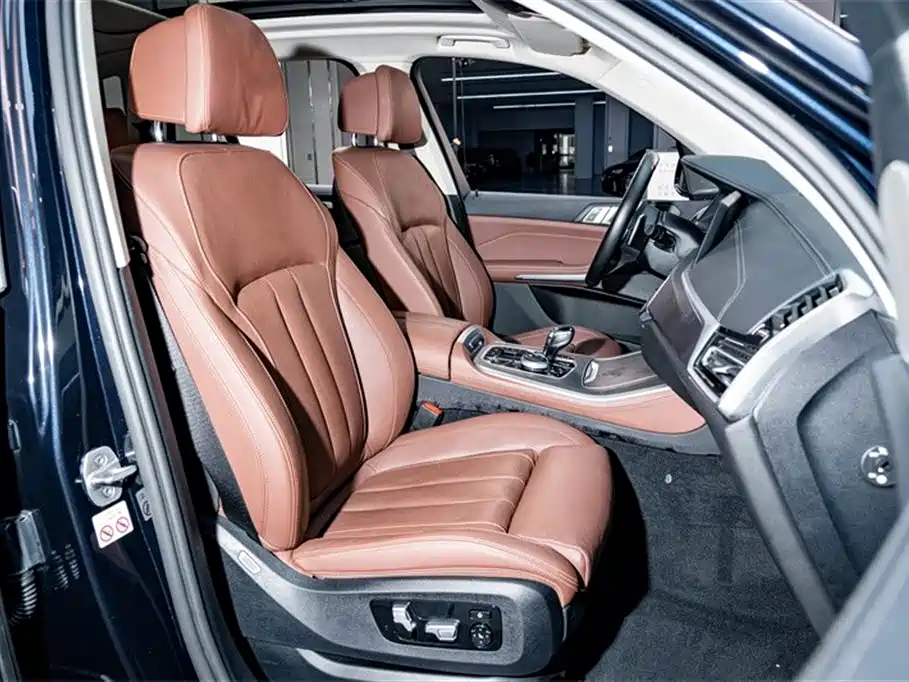 BMW X5 (Import) 2021 xDrive40i Exclusive M Sport Package фото 22