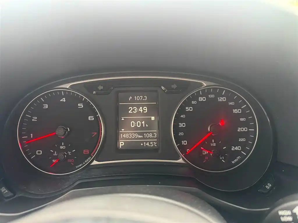 Audi A1 2013 Model 30 TFSI Sportback Ego фото 7