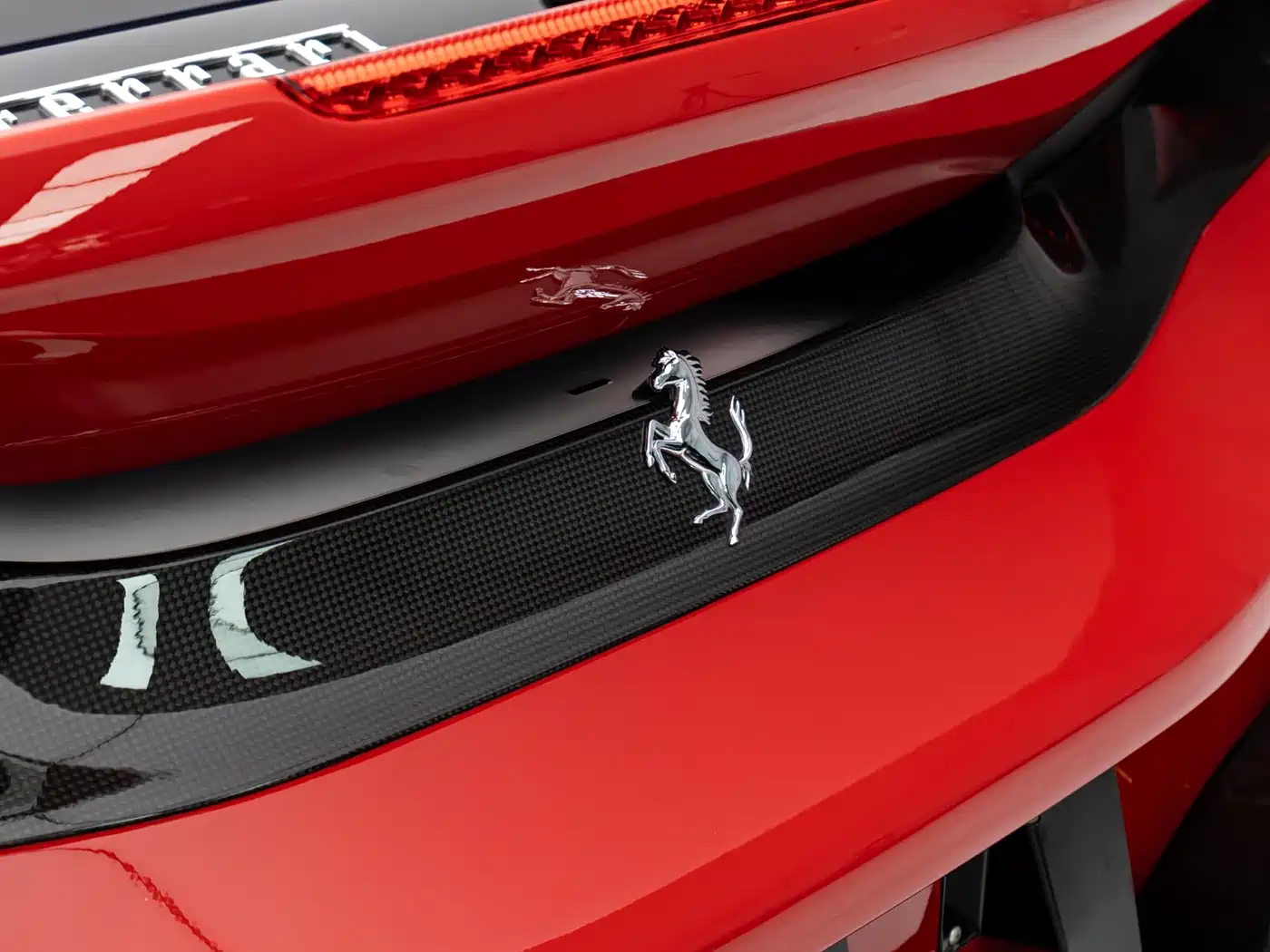 Ferrari 488 2019 2018 488 Pista