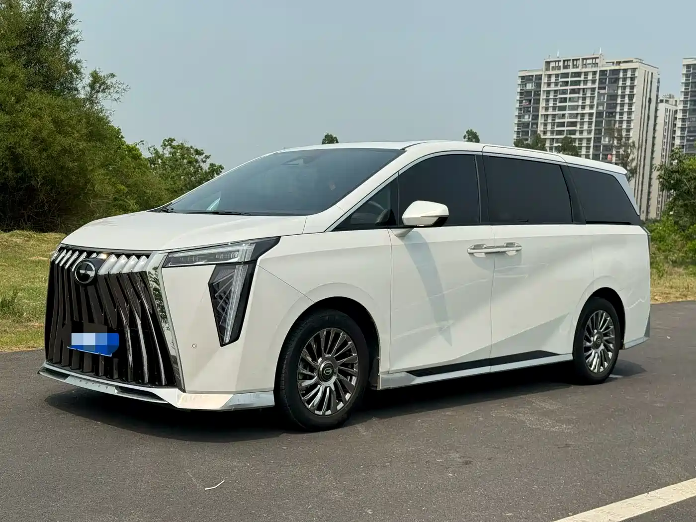 GAC Trumpchi Trumpchi M8 2023 Model Master Series 400T Flagship Edition