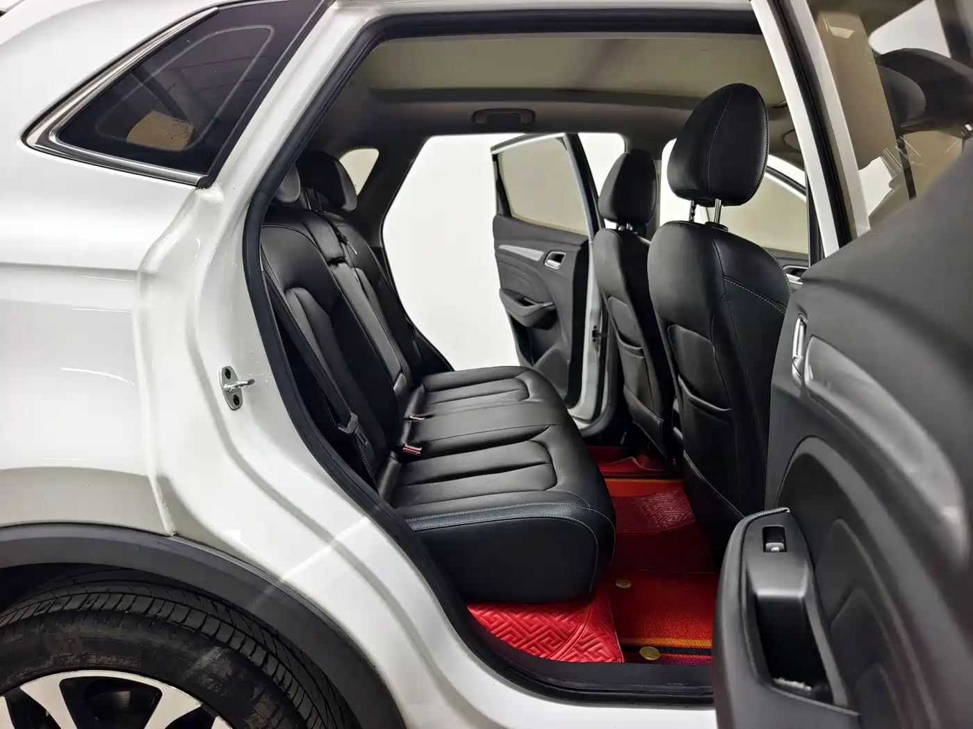 Roewe RX3 2019 2020 1.6L CVT 4G Ultra Comfort Flagship