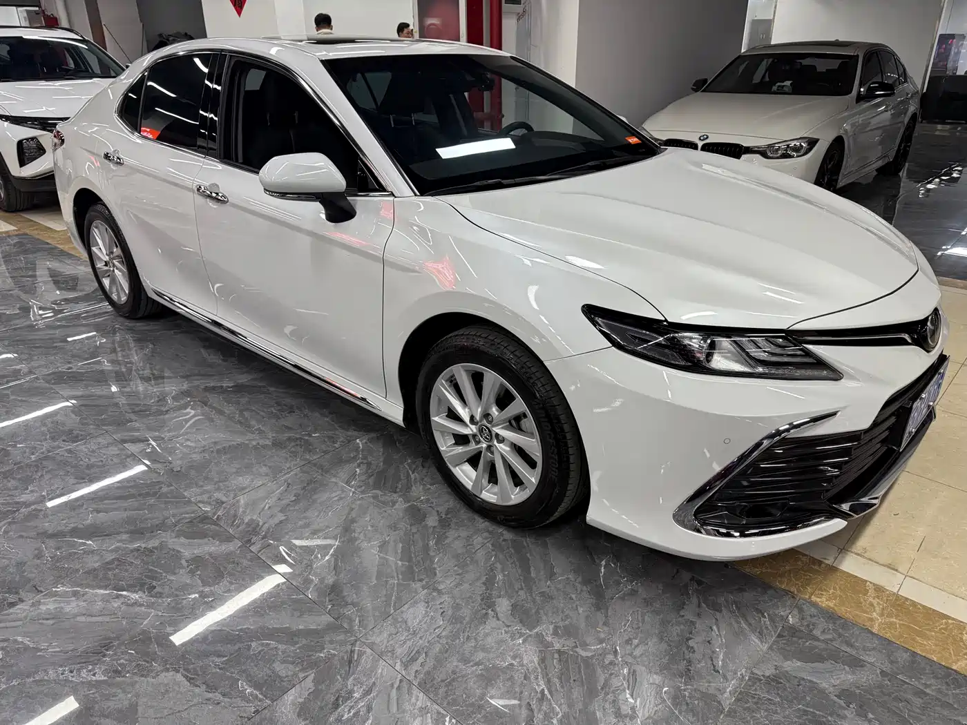 Toyota Camry 2023 2.0G Luxury Edition фото 4