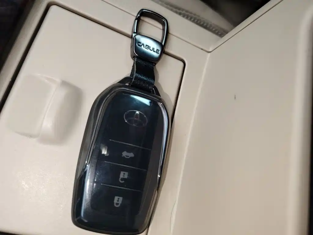 Toyota Camry 2015 2015 Dual Engine 2.5HG Luxury Navigation Edition