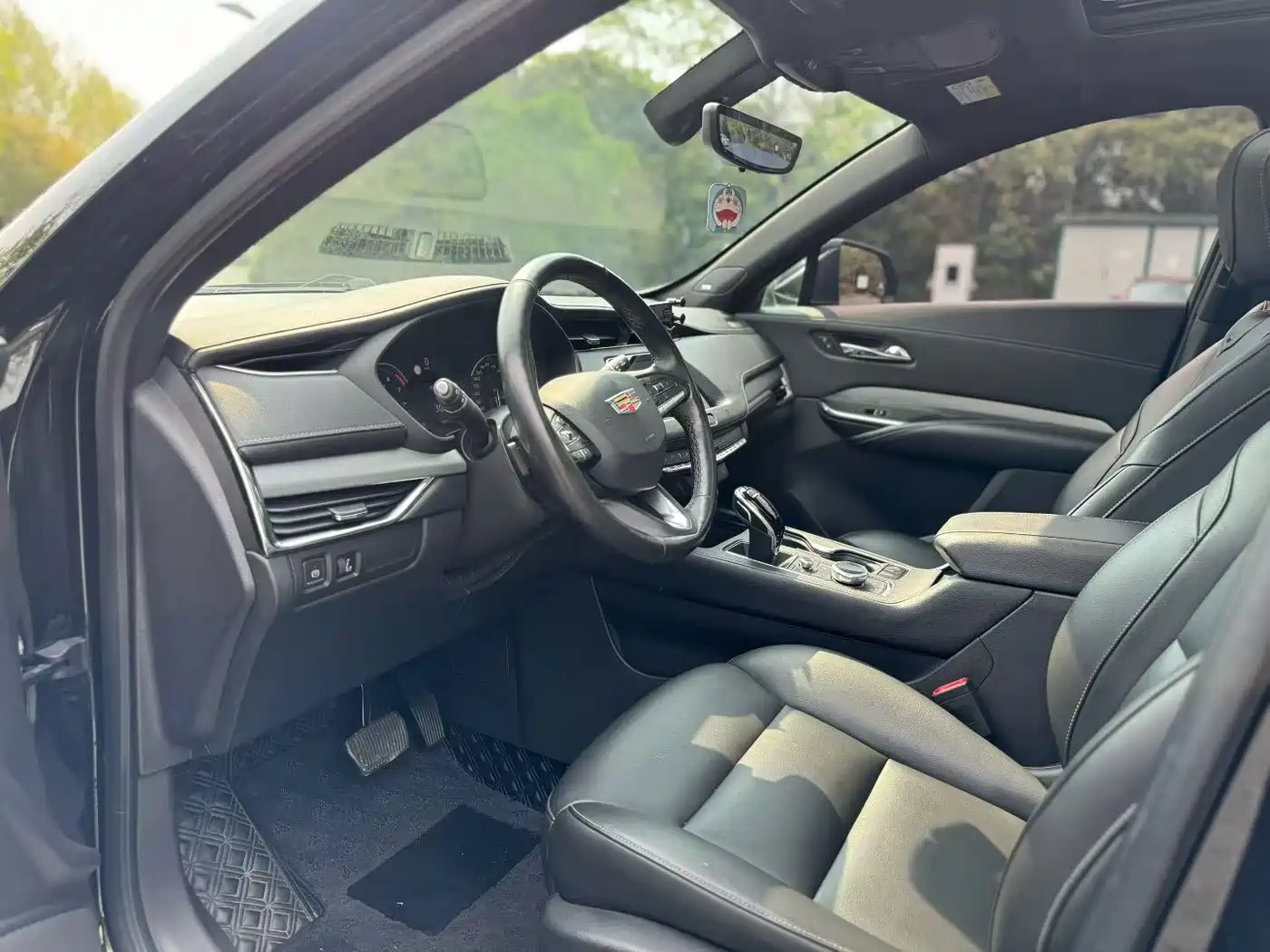 Cadillac XT4 2020 28T FWD Leading Trim фото 7