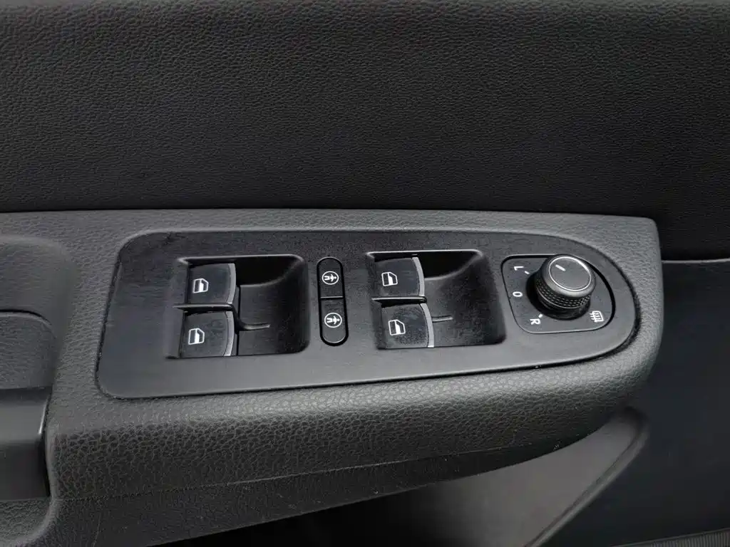 Volkswagen Sharan 2018 2018 380TSI Premium 6-Seater