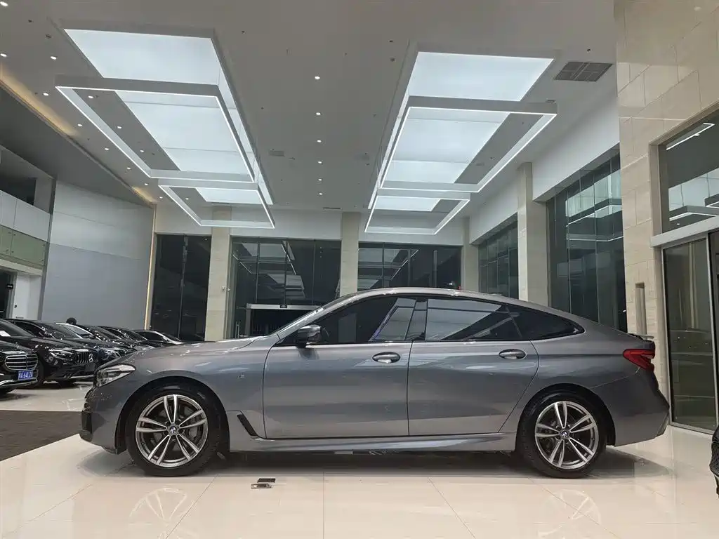 BMW 6 Series GT 2019 630i M Sport Package фото 3