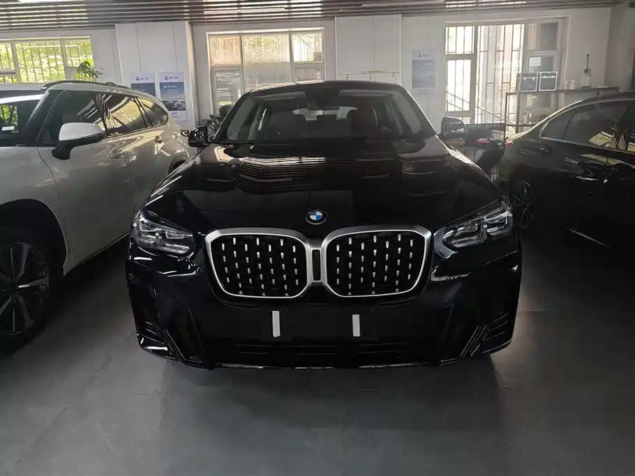 BMW X4 2022 xDrive 25i M Sport Package фото 2