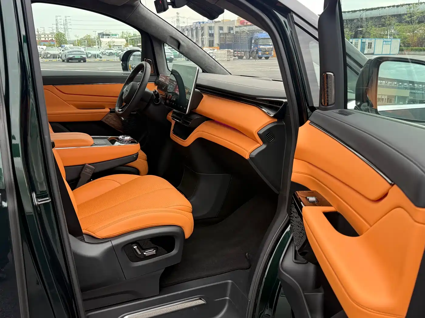 GEELY GALAXY WING TRUE L380