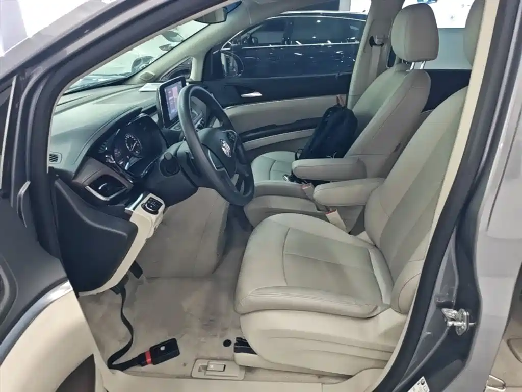 Buick GL8 2021 Land Business Class 652T Comfort фото 11