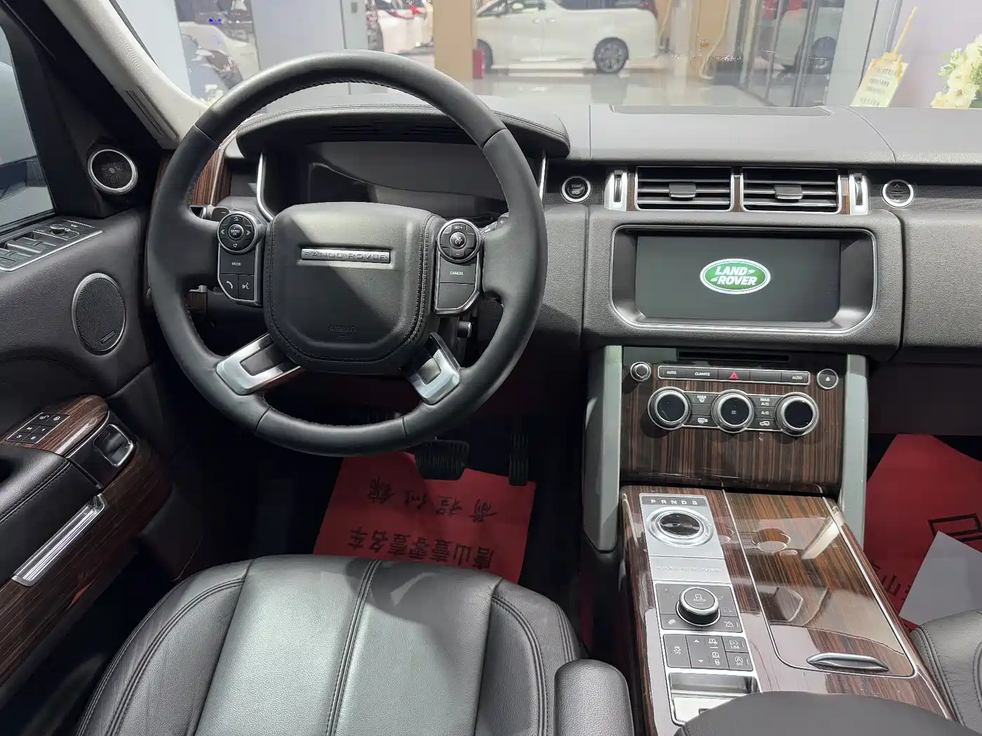 Land Rover Range Rover 2017 3.0 SC V6 Vogue фото 16