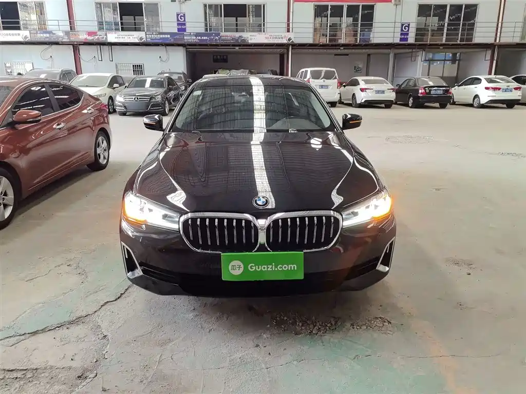 BMW 5-SERIES