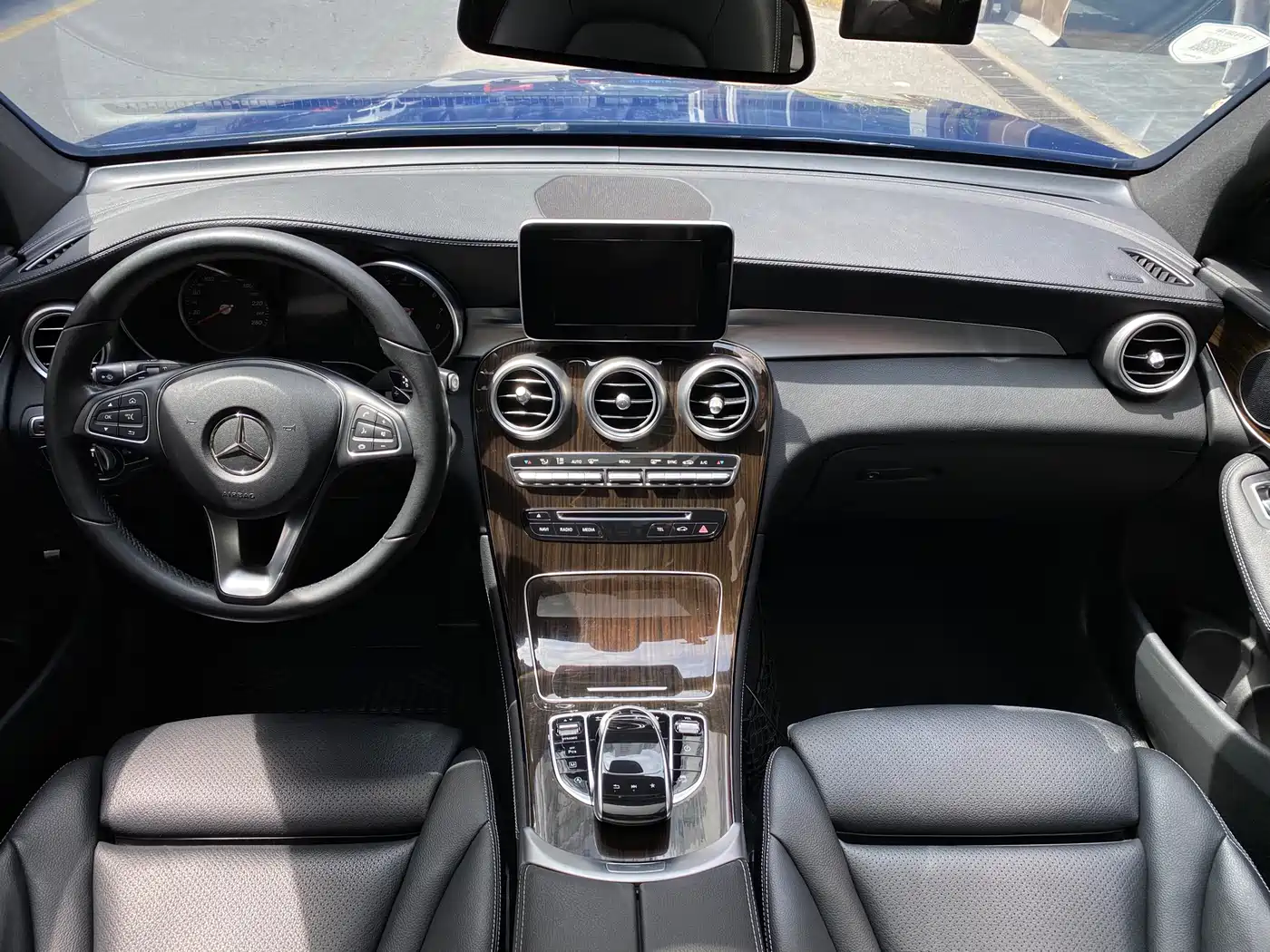 Mercedes-Benz GLC 2019 GLC 260 4MATIC Dynamic фото 9