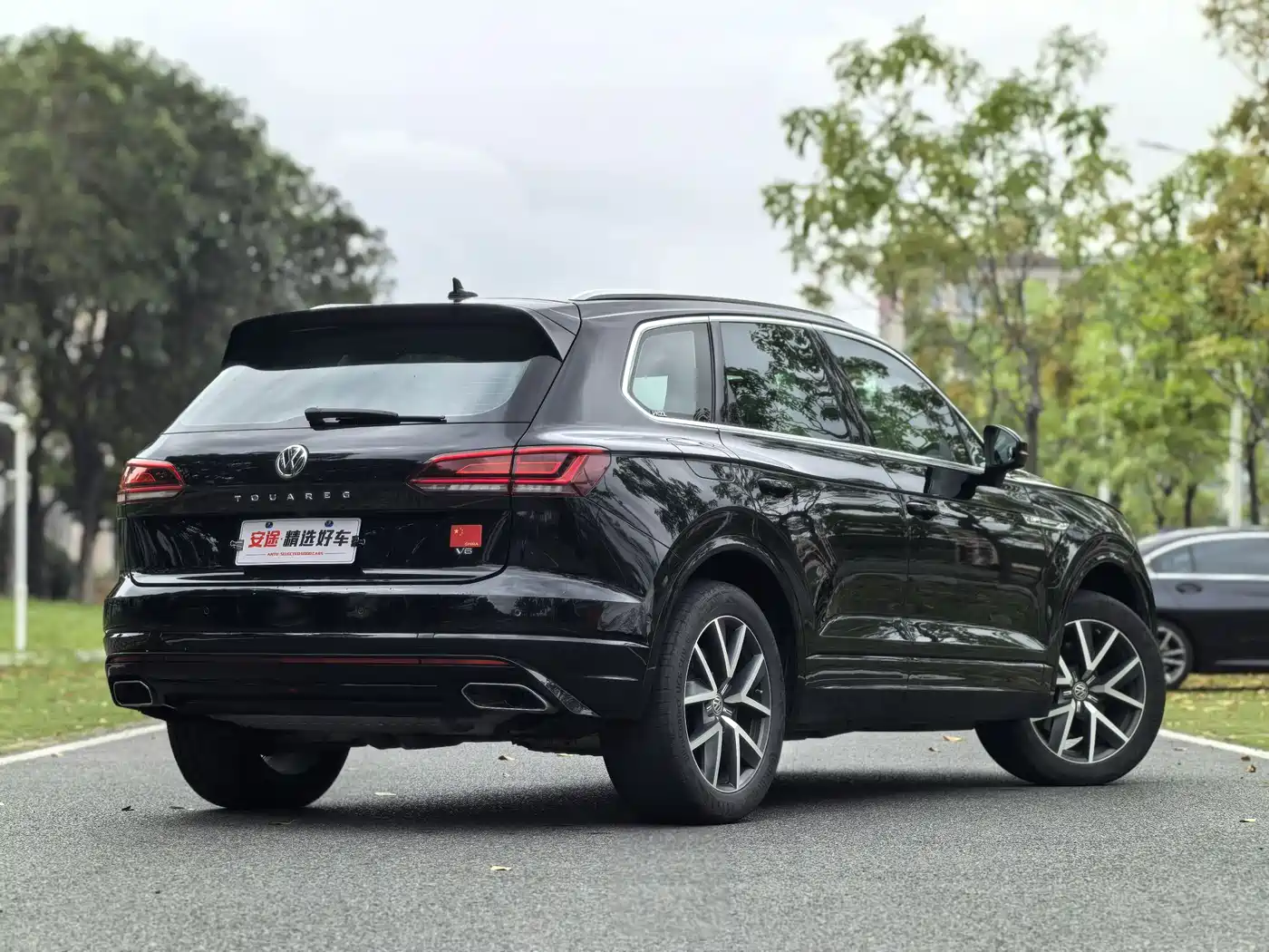 Volkswagen Touareg 2020 3.0TSI Enjoyment Edition China VI фото 3