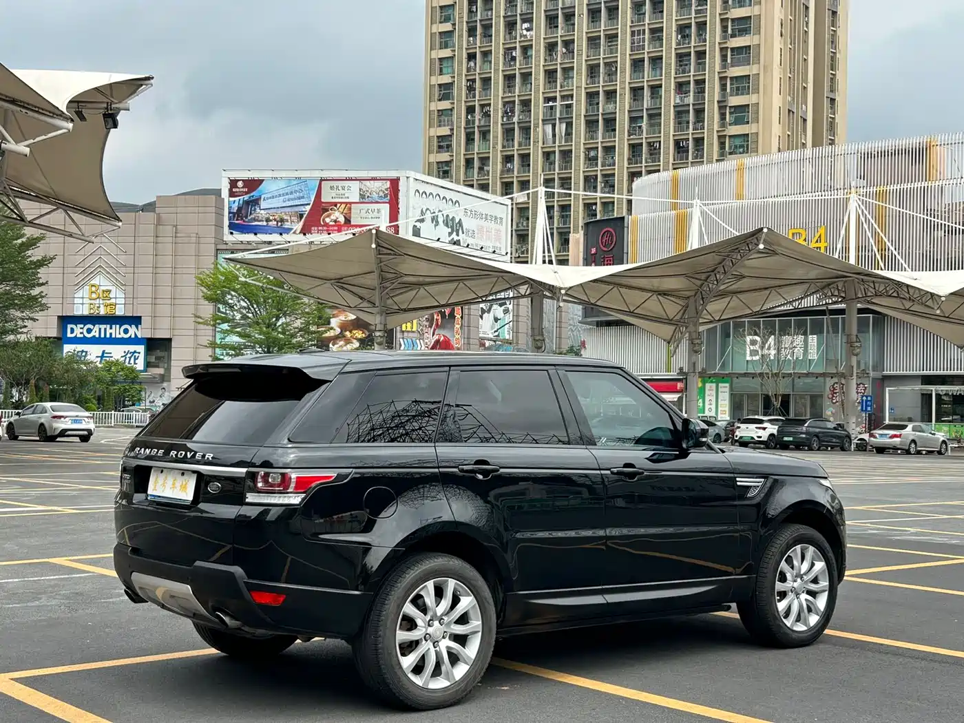 Land Rover Range Rover Sport 2014 3.0 SC V6 HSE фото 6