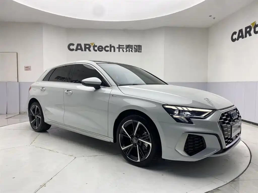 Audi A3 2024 Model Sportback 35 TFSI Fashion Sport фото 2