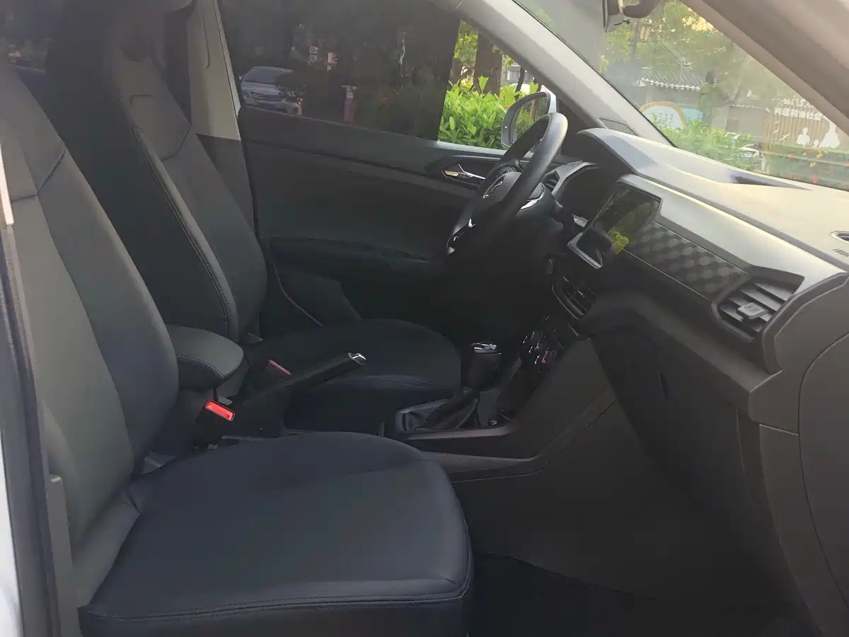 VOLKSWAGEN TU KAI