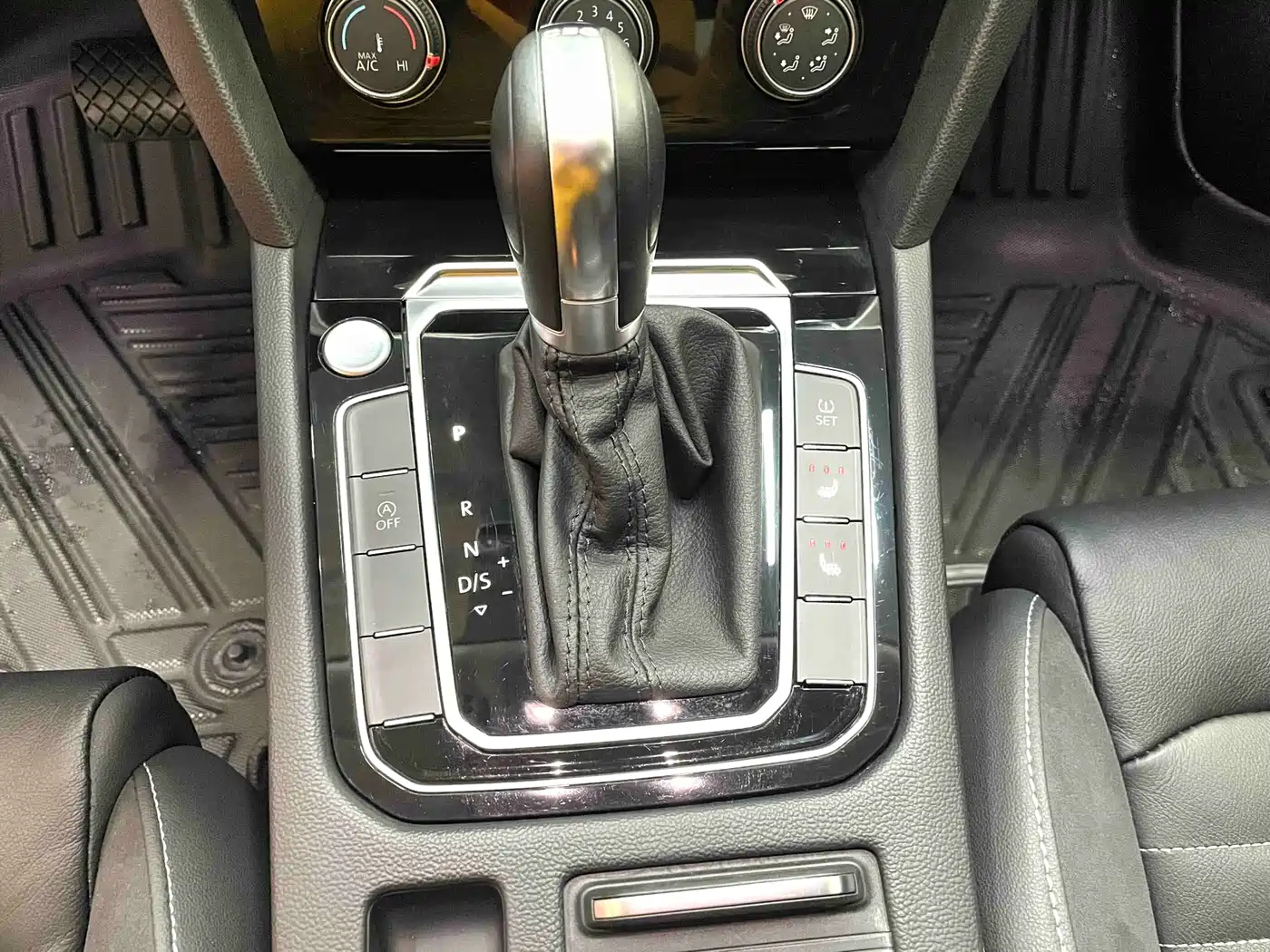 Volkswagen Magotan 2020 280TSI DSG Comfort фото 8