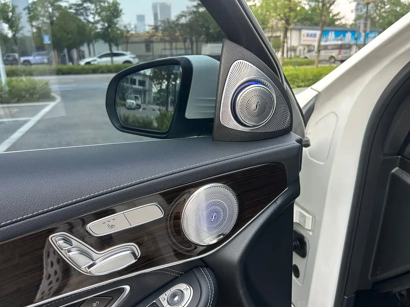 Mercedes-Benz GLC 2018 GLC 260 4MATIC Dynamic фото 9
